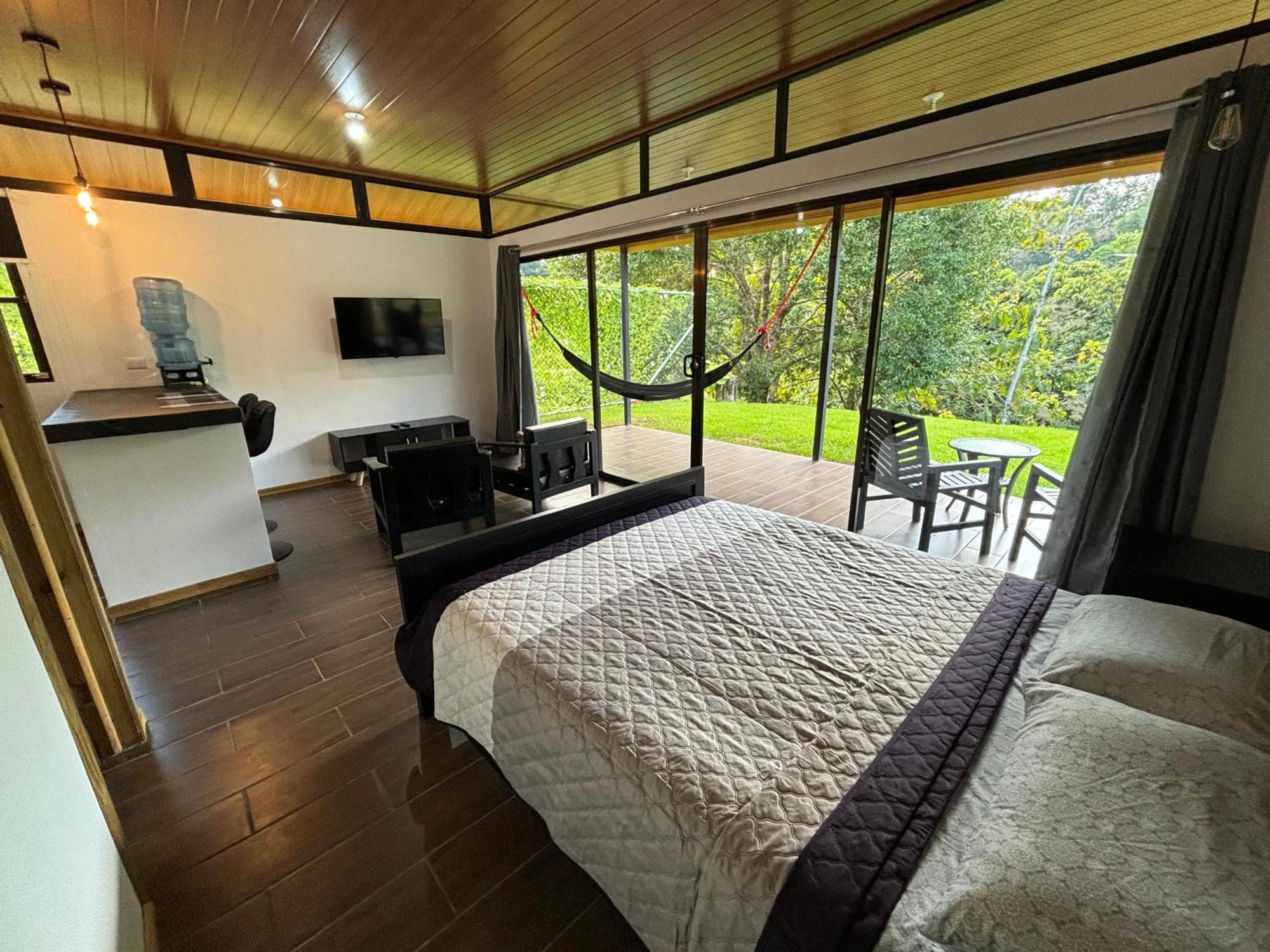 Pacheco Tours Rainforest Cabins 4X4 Only Драке Экстерьер фото